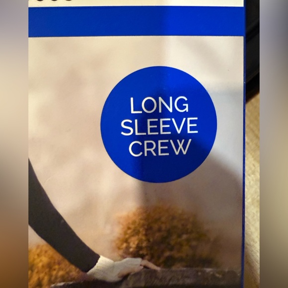 NWT cuddle Duds Women's Long Sleeve crew. Warm essentials size S and size M. - Picture 3 of 5